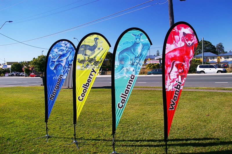 Dye Sublimation Printing of Fabric Banners – Grommets Vs. Pole